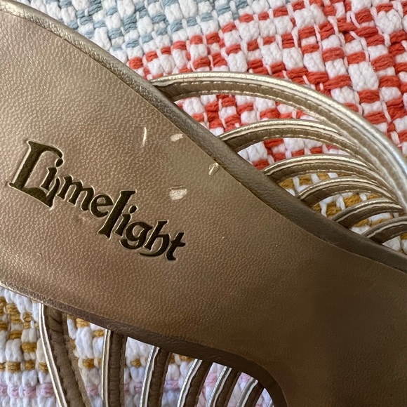 LimeLight Women’s Golden Metallic Heels size 6.5 - Picture 8 of 14